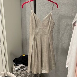 Lulus homecoming dress